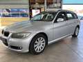 BMW 318 318dA Touring - thumbnail 2