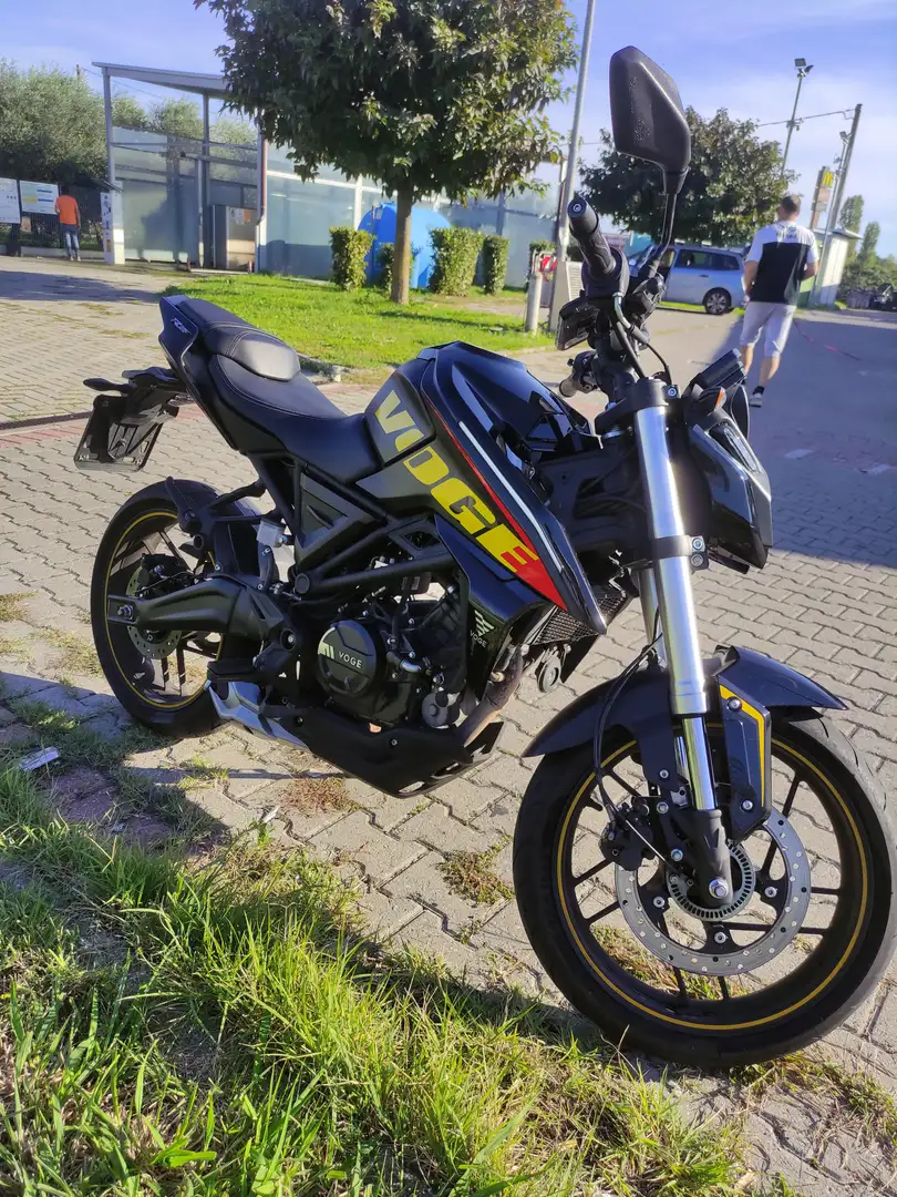 Voge R125 Чорний - 1