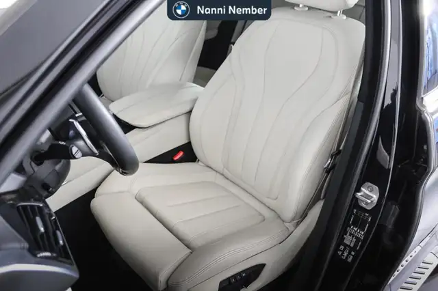 BMW X6 view 13