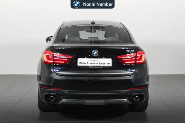 BMW X6 view 4