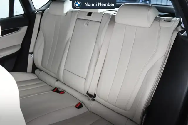 BMW X6 view 15