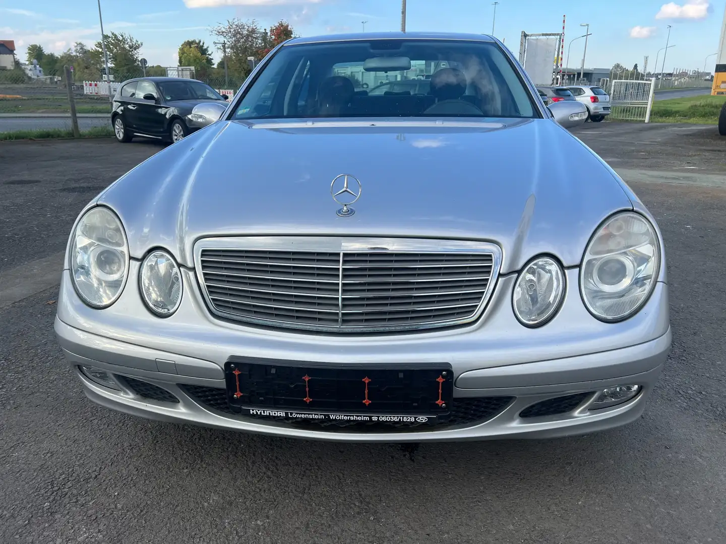Mercedes-Benz E 200 E 200 Kompressor (211.042) Grau - 1