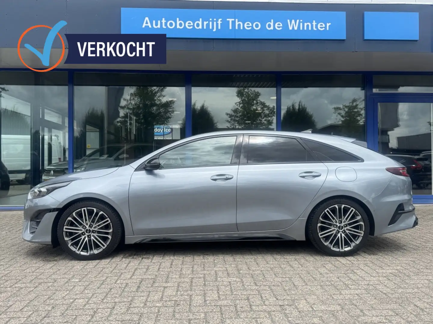 Kia ProCeed / pro_cee'd 1.5 T-GDi GT-PlusLine| Afneembare trekhaak, Panora Gris - 2