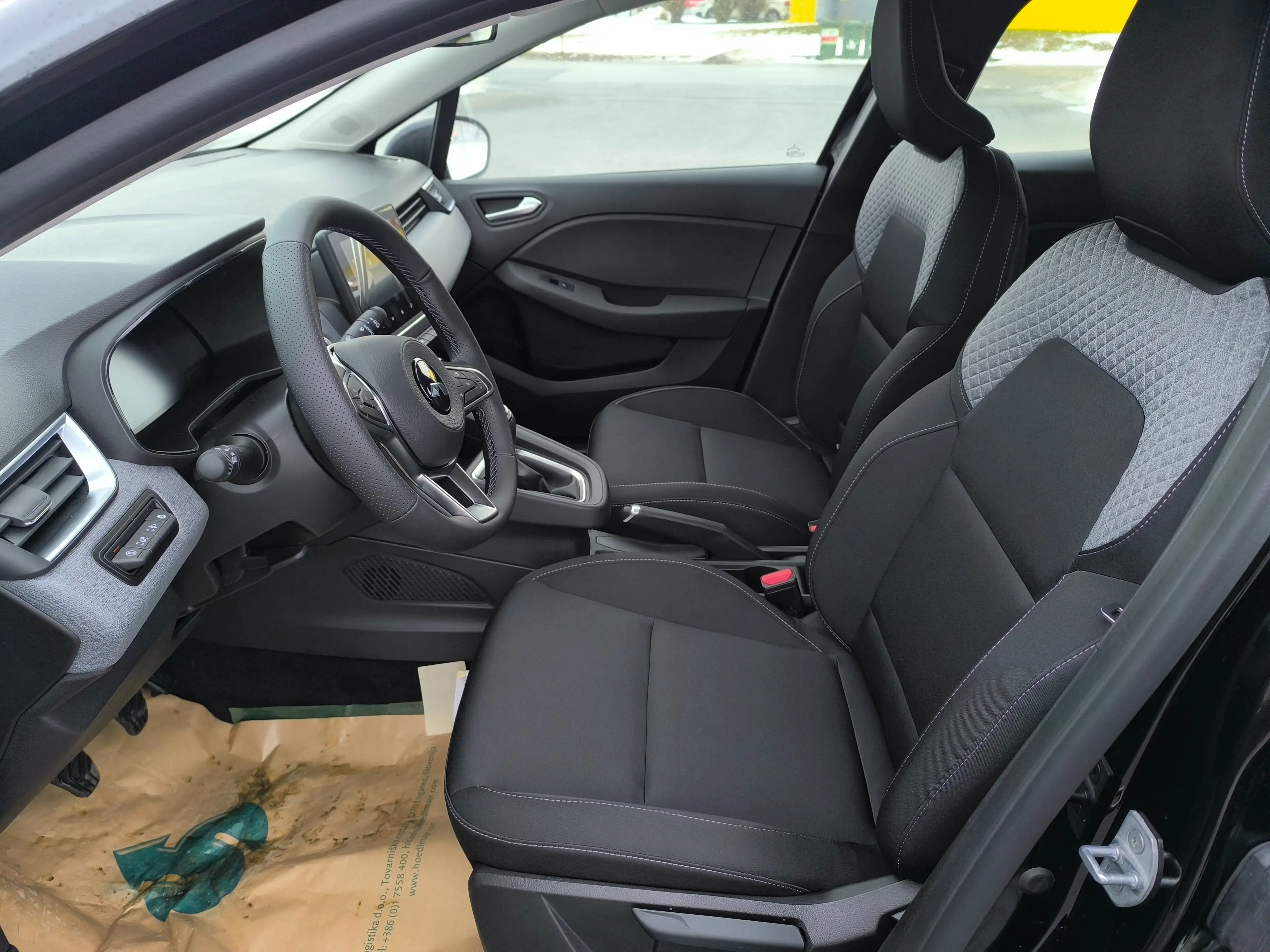 Mitsubishi Colt 1,0 MPI Turbo Invite C26 — photo 5