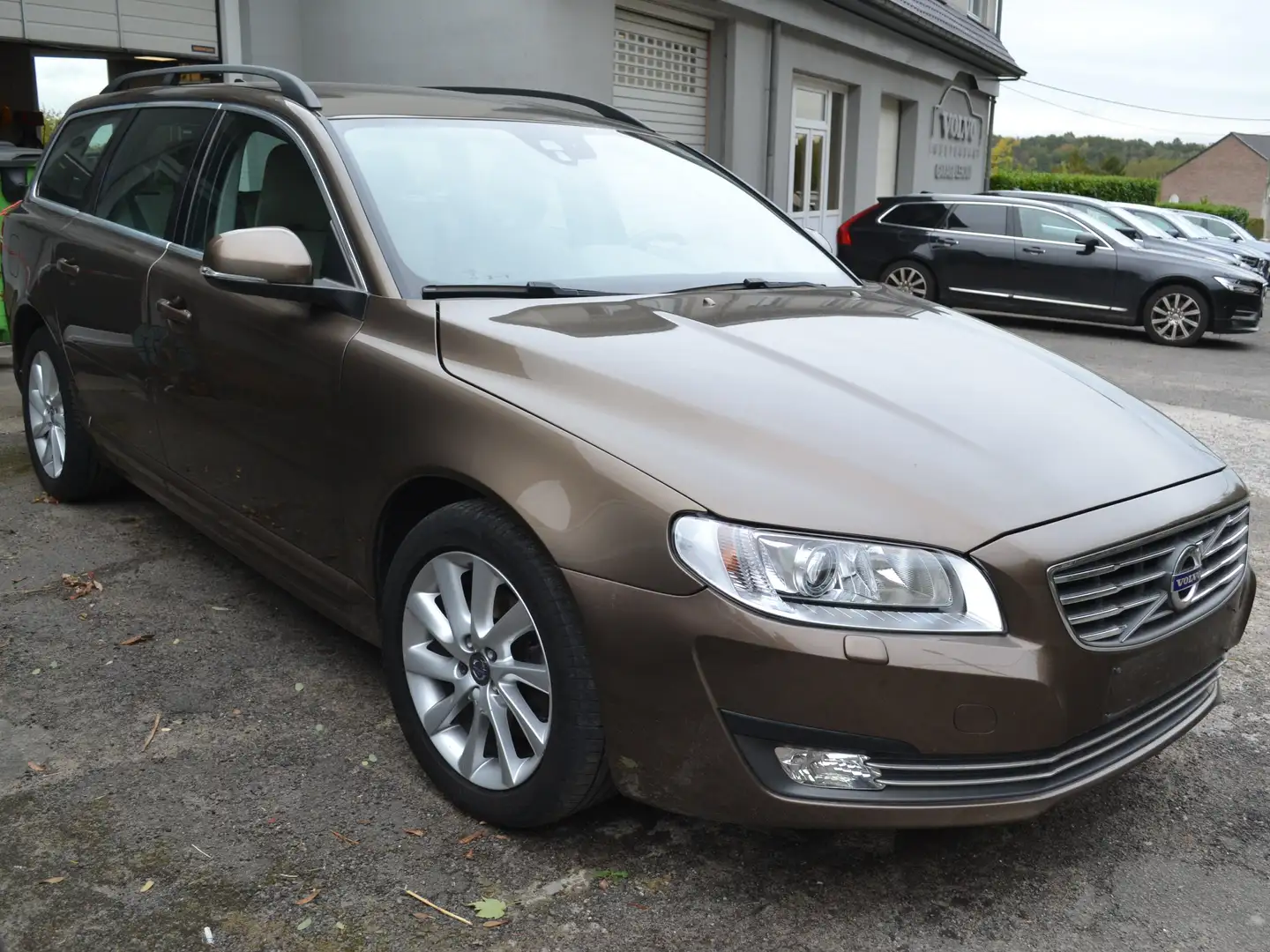 Volvo V70 V70 2.0 D4 Polar Luxury Dynamic Edition Geartronic Bronze - 2