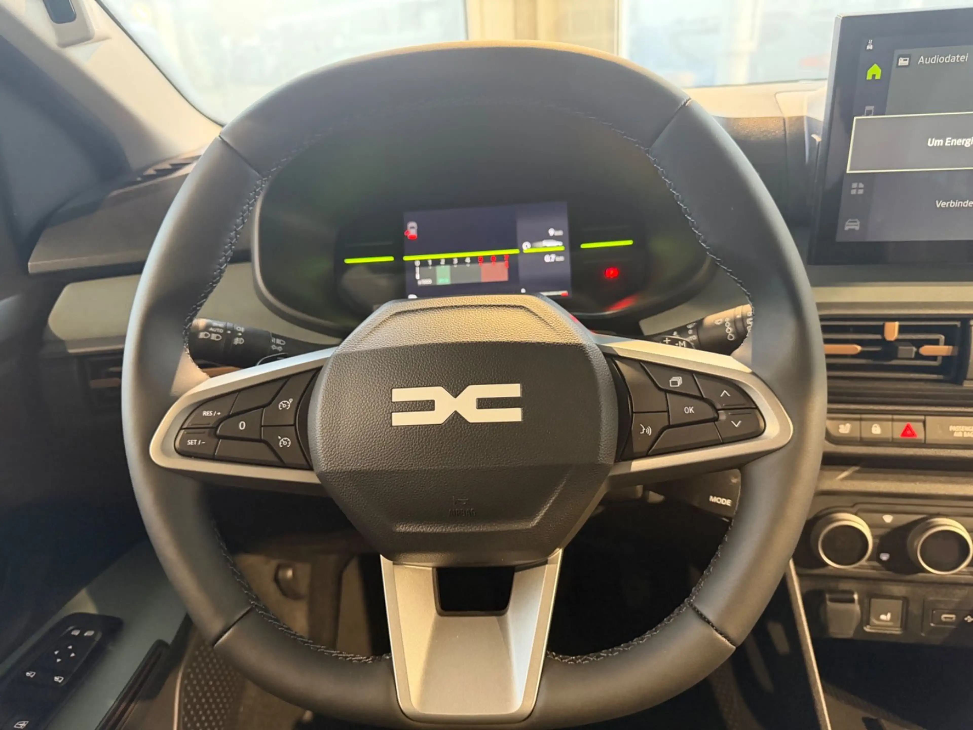 Dacia Jogger Extreme Winter-+ Driving-Paket Automatik — photo 14
