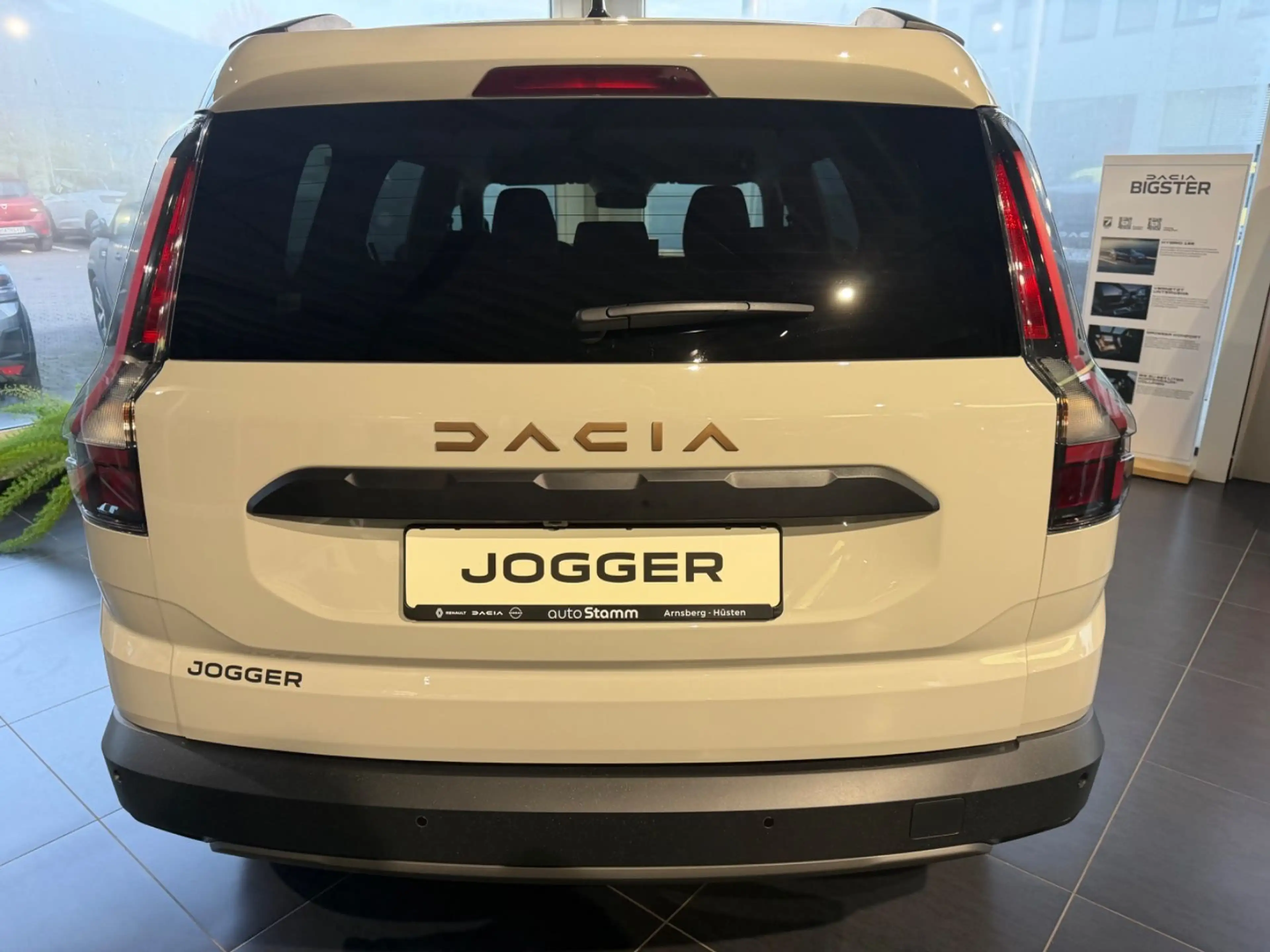 Dacia Jogger Extreme Winter-+ Driving-Paket Automatik — photo 8