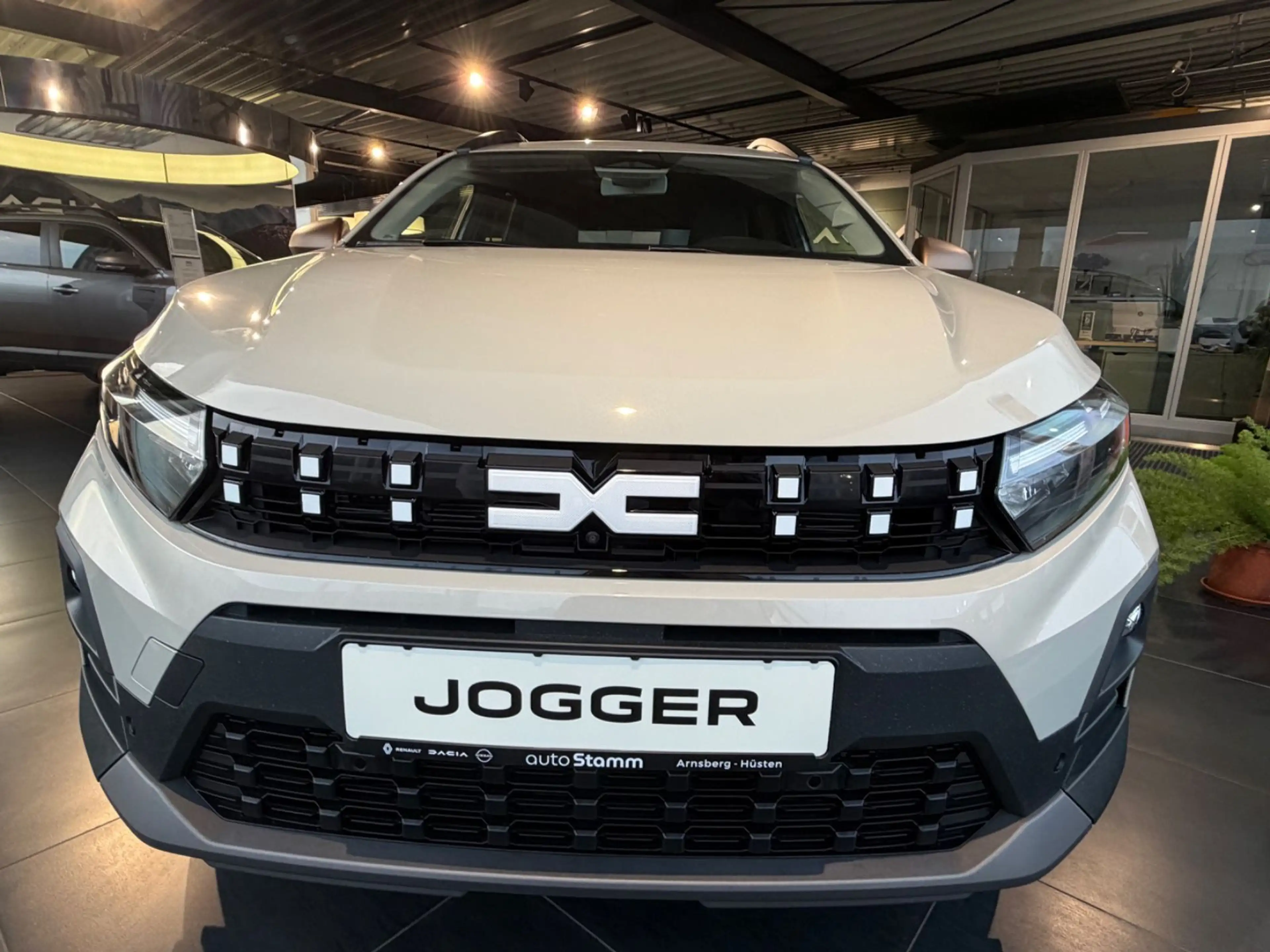 Dacia Jogger Extreme Winter-+ Driving-Paket Automatik — photo 2