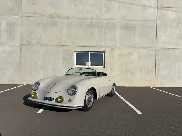 Porsche 356 speedster replica