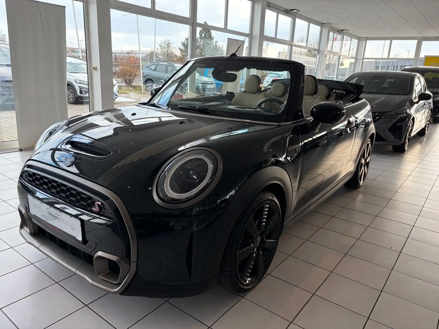 MINI Cooper S Cabrio,HUD,Harman,Piano Black Vert - 2