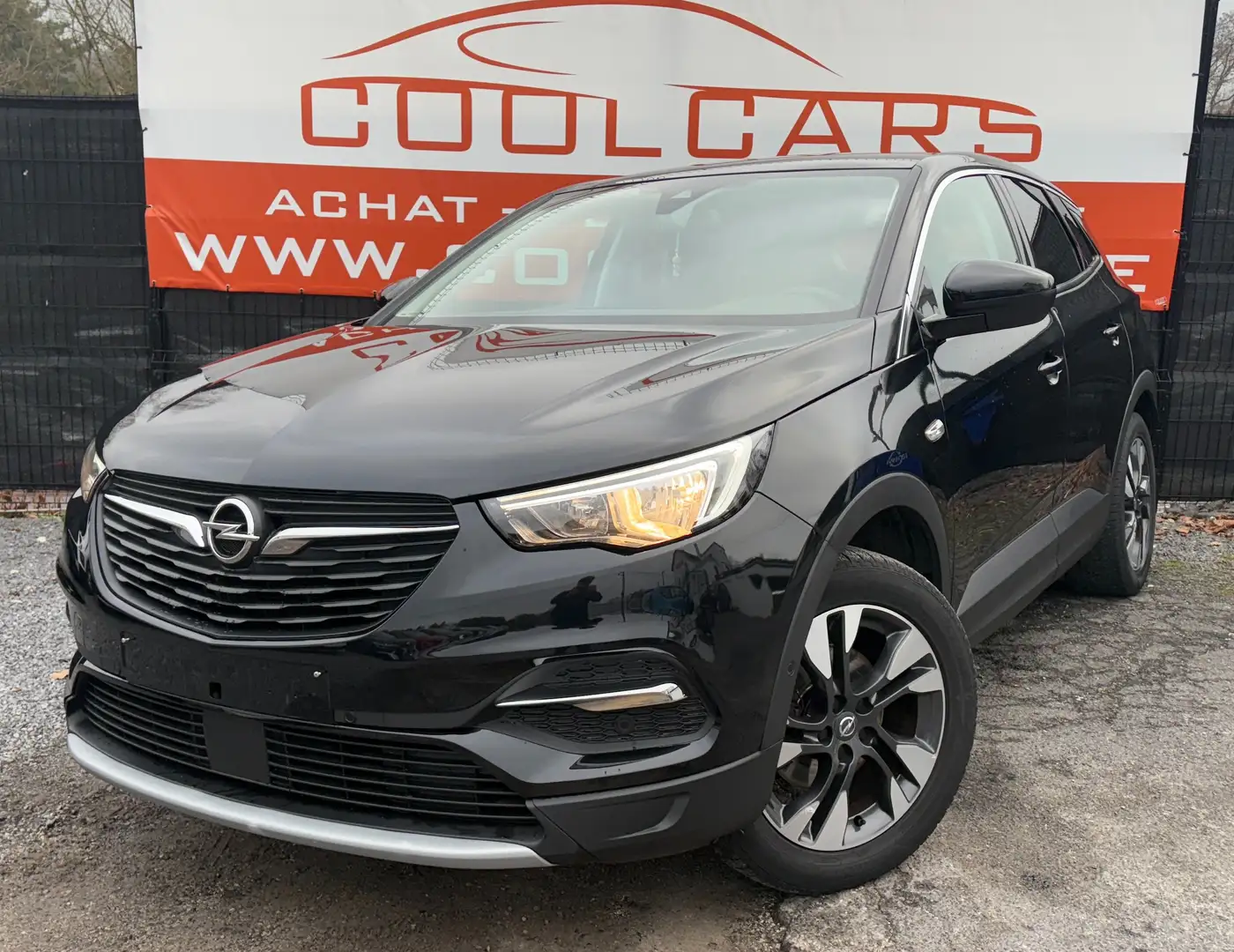 Opel Grandland X 1.2 Turbo ECOTEC Ultimate -EU6-GARANTIE 1AN- Schwarz - 1