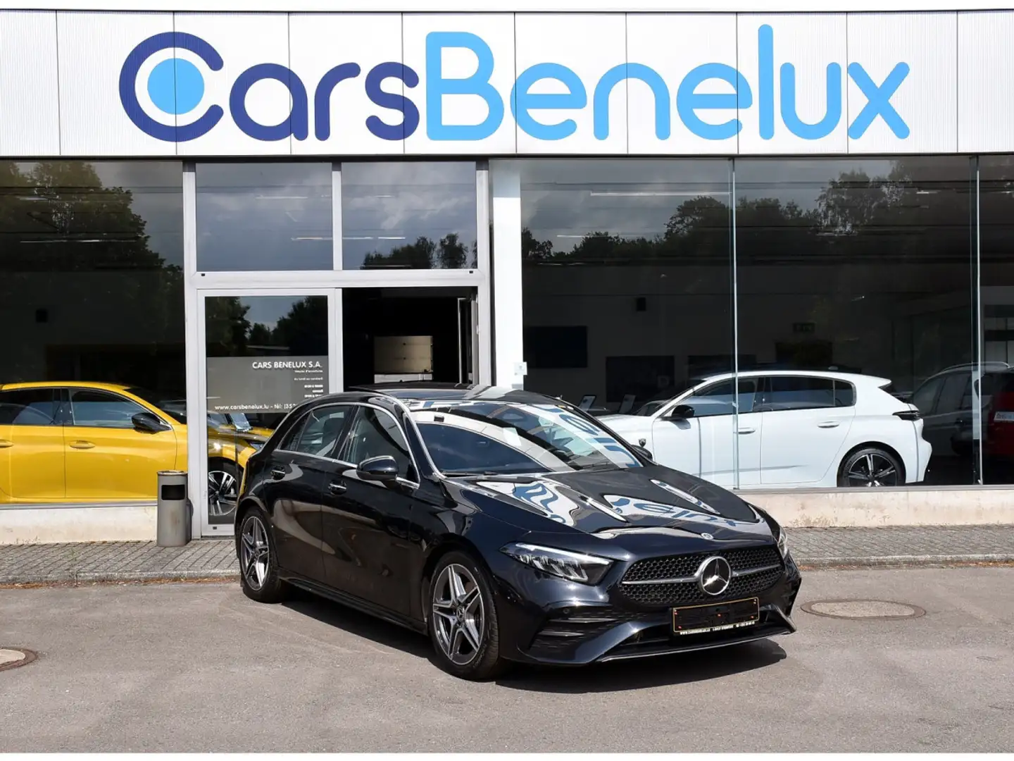 Mercedes-Benz A 200 AMG Line 7G-Tronic TO GPS CAM LANE KEYLESS 1° MAIN Noir - 1