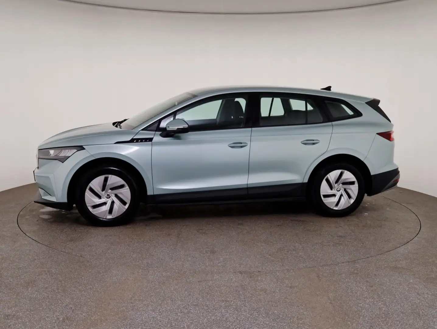 Skoda Enyaq 50 AT Silber - 2