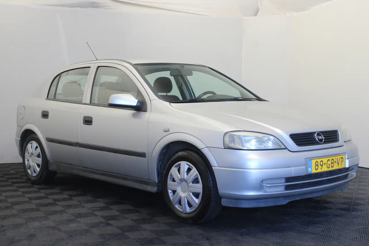 Opel Astra 1.6 Pearl, foto 3
