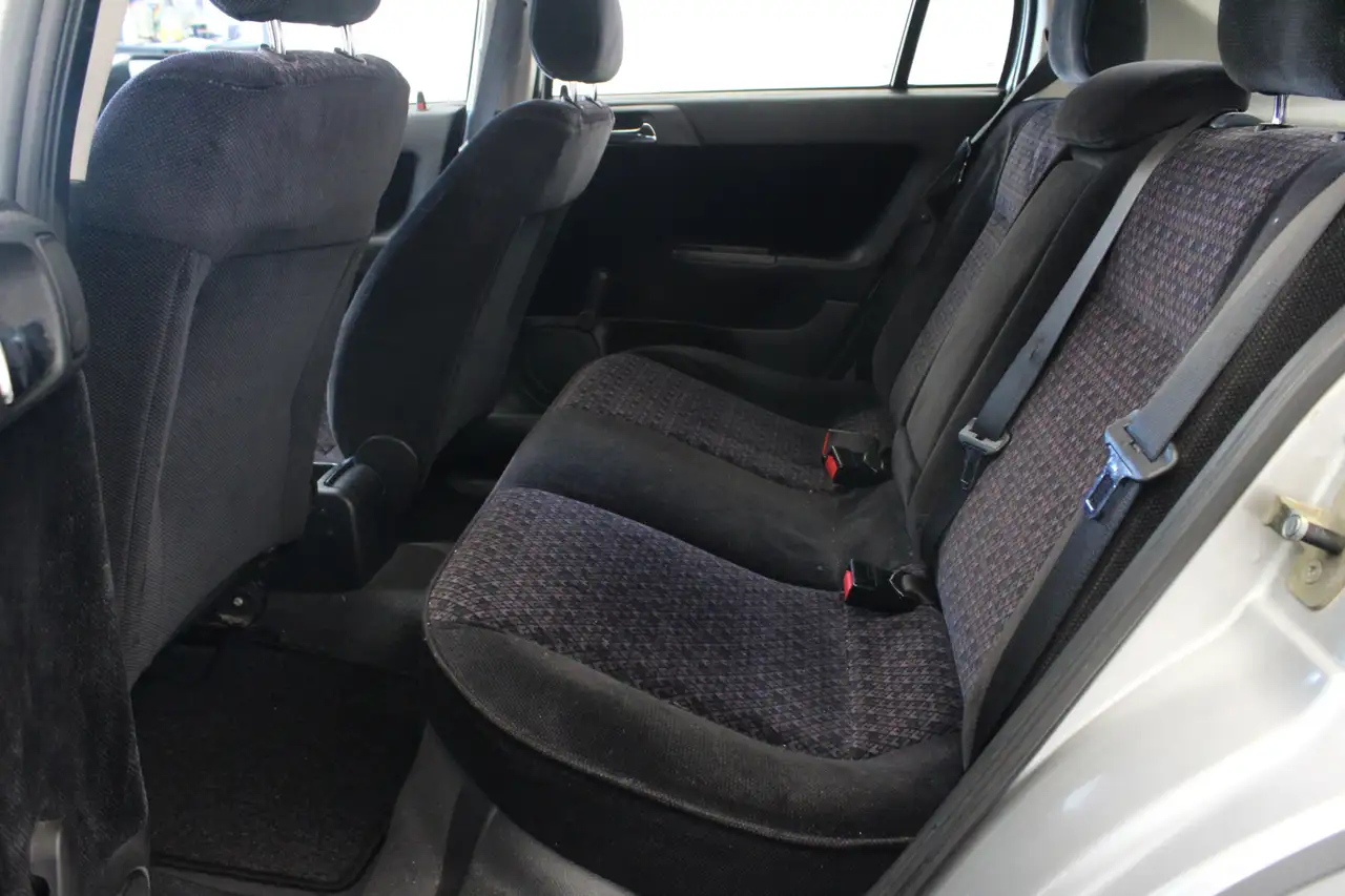 Opel Astra 1.6 Pearl, foto 11