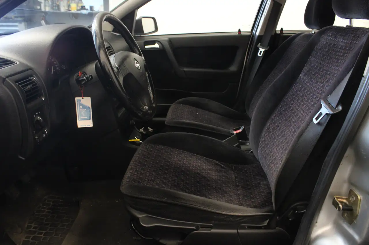 Opel Astra 1.6 Pearl, foto 9
