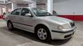 Skoda Octavia Octavia 1.9TDI Ambiente Plateado - thumbnail 4