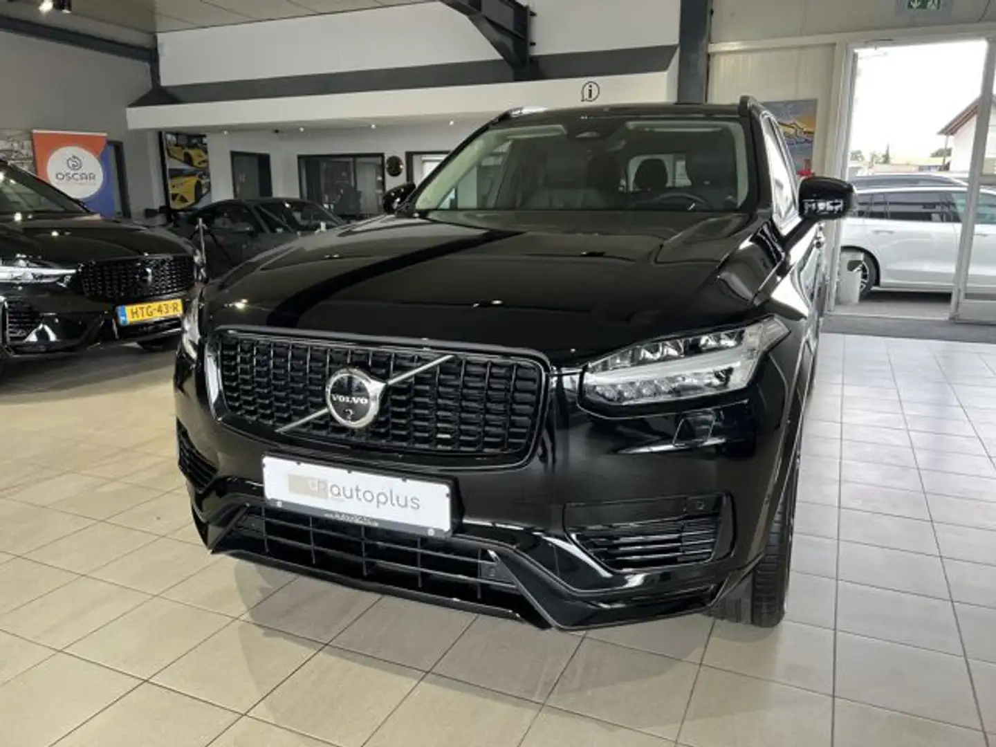 Volvo XC90 T8 Ultra Dark Recharge AWD UPE103K B&W Mass Schwarz - 2