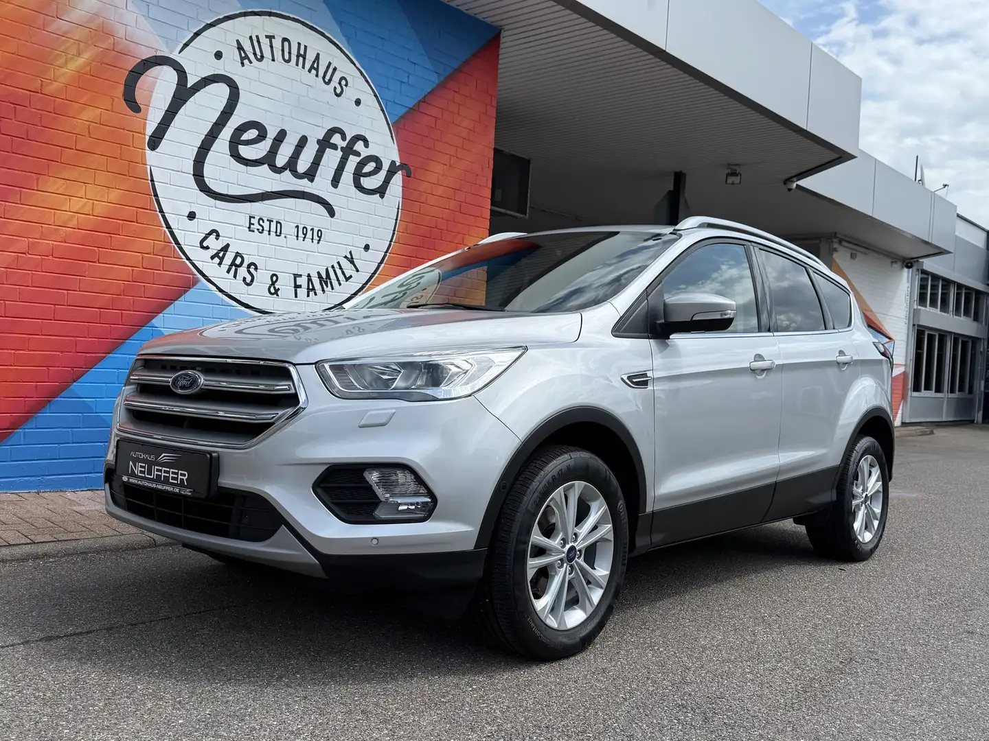 Ford Kuga Titanium/4x2/AHK schwenkbar/Key-Free Silber - 1