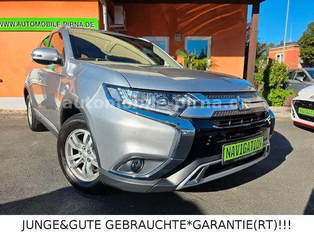 Mitsubishi Outlander 2.0 Diamant Ed. 2WD+NAVI/wenig KM/1.HD
