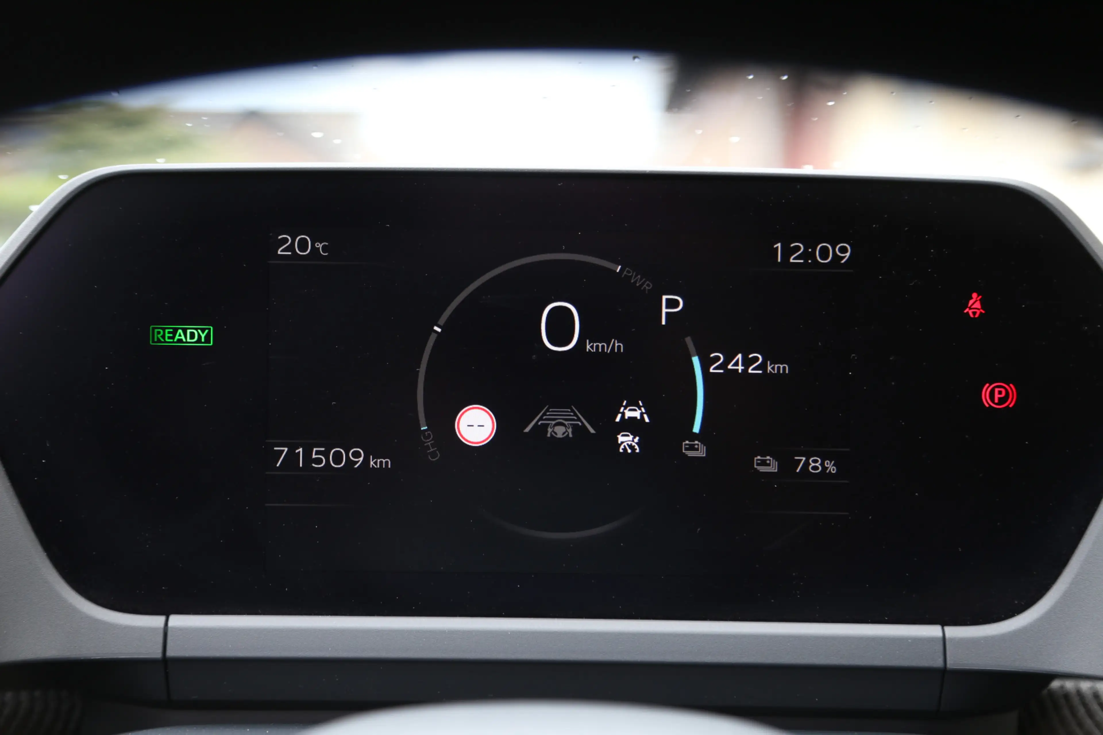 Subaru Solterra Sky Package 71 kWh Panorama 360view Leer Harman Ka — photo 13