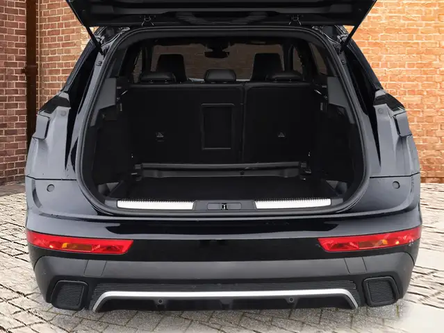 DS Automobiles DS 7 Crossback view 6