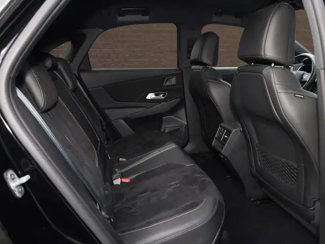 DS Automobiles DS 7 Crossback view 9