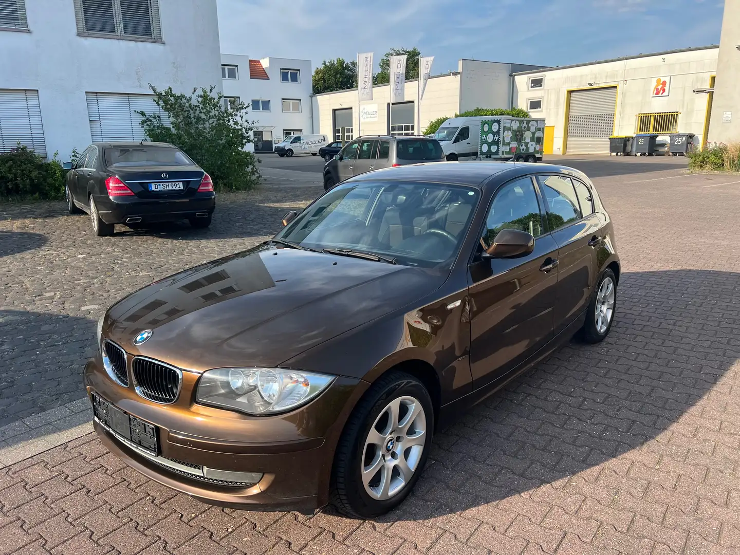 BMW 116 116d DPF Edition Lifestyle,Teileder,Klimatronic Marrón - 1