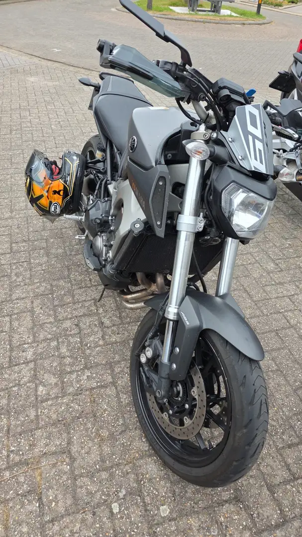 Yamaha MT-09 stand all, 12 month's guarantee YAMAHA Grijs - 1