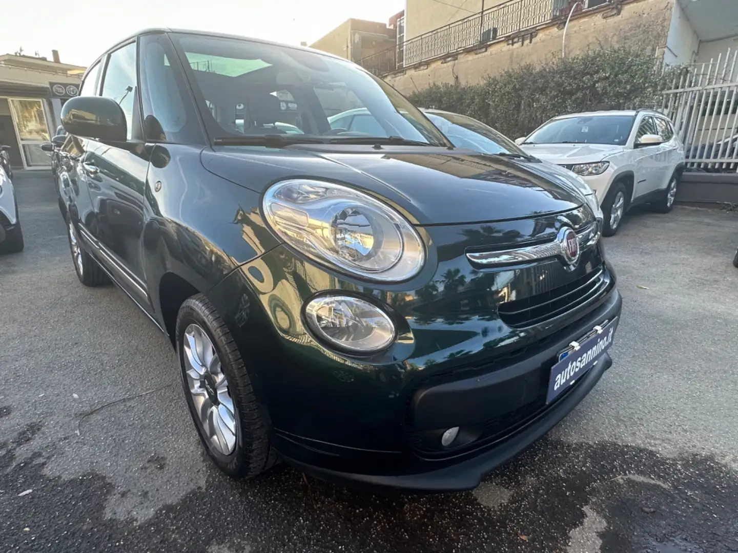 Fiat 500L 1.6 Multijet 105 CV Lounge tetto panoramico Vert - 1
