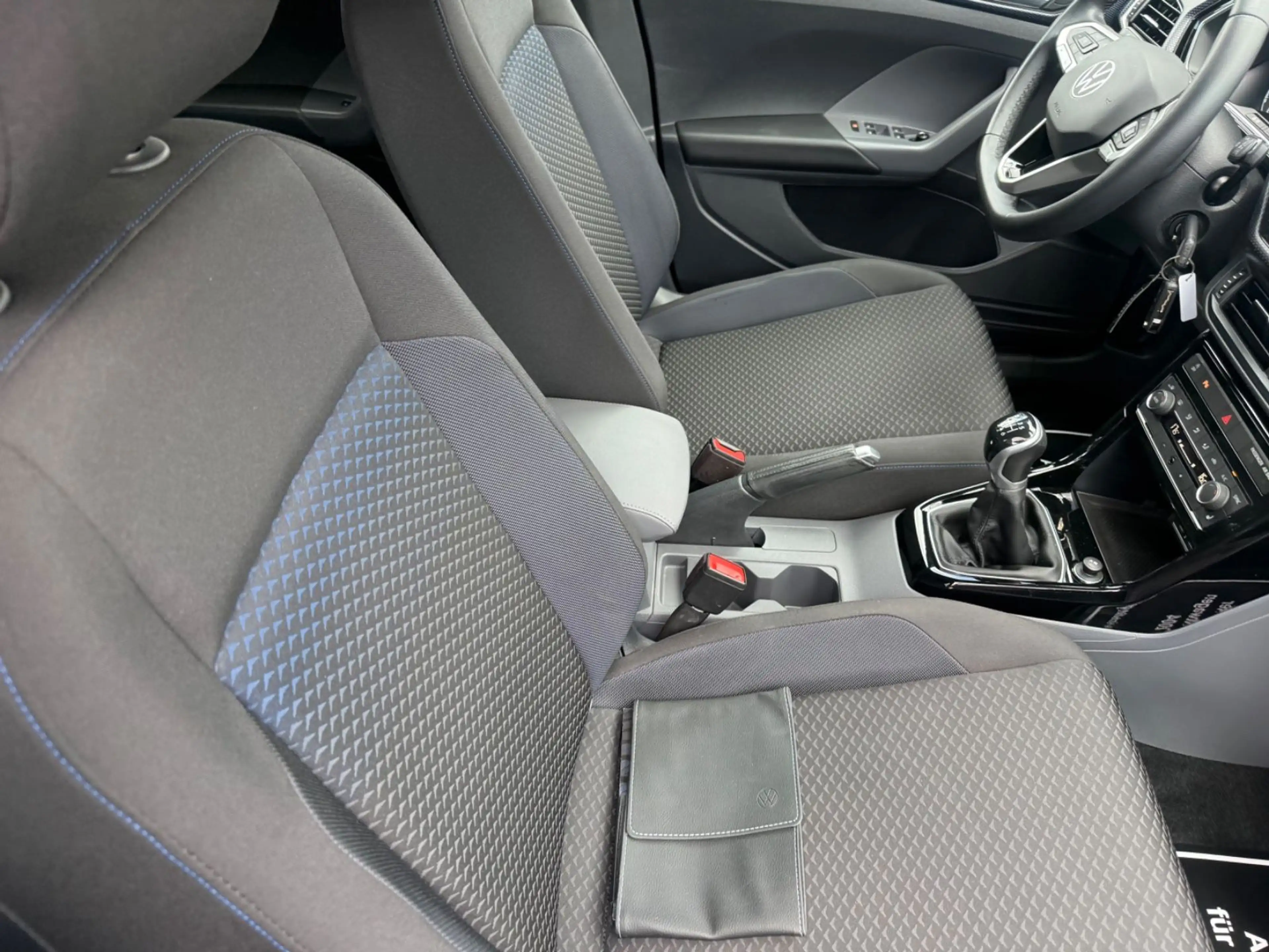 Volkswagen T-Cross United*DAB*NAVI*SPUR*PDC*ACC*AHK — photo 11