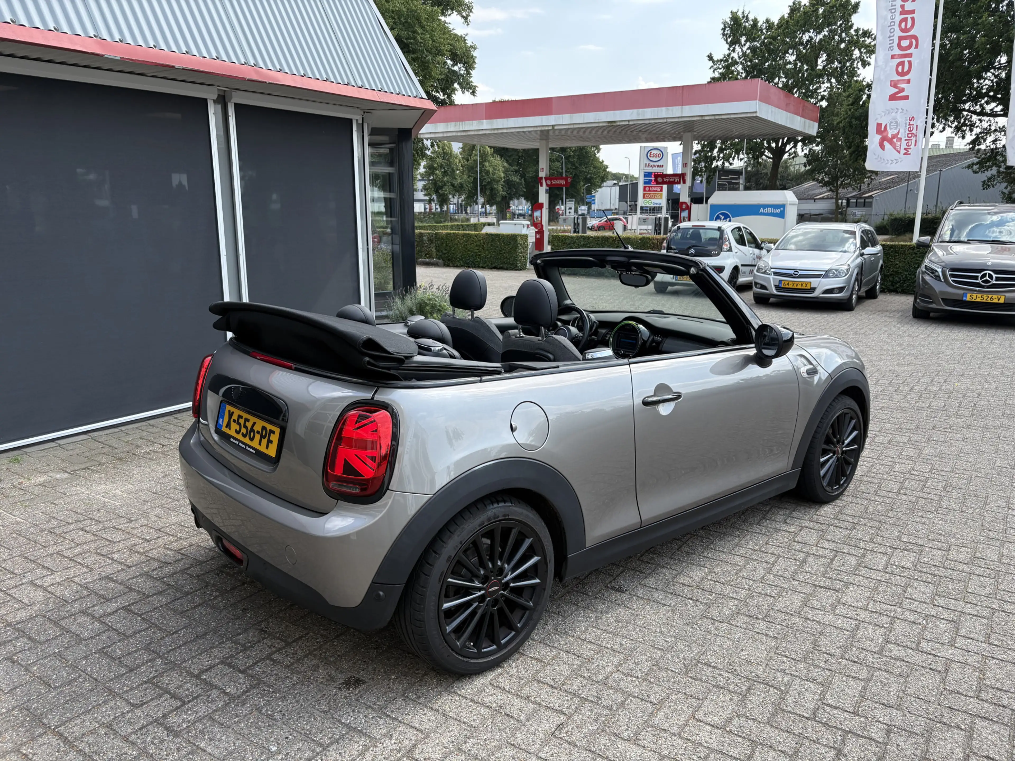 MINI Cooper Cabrio 1.5 Pepper — photo 16