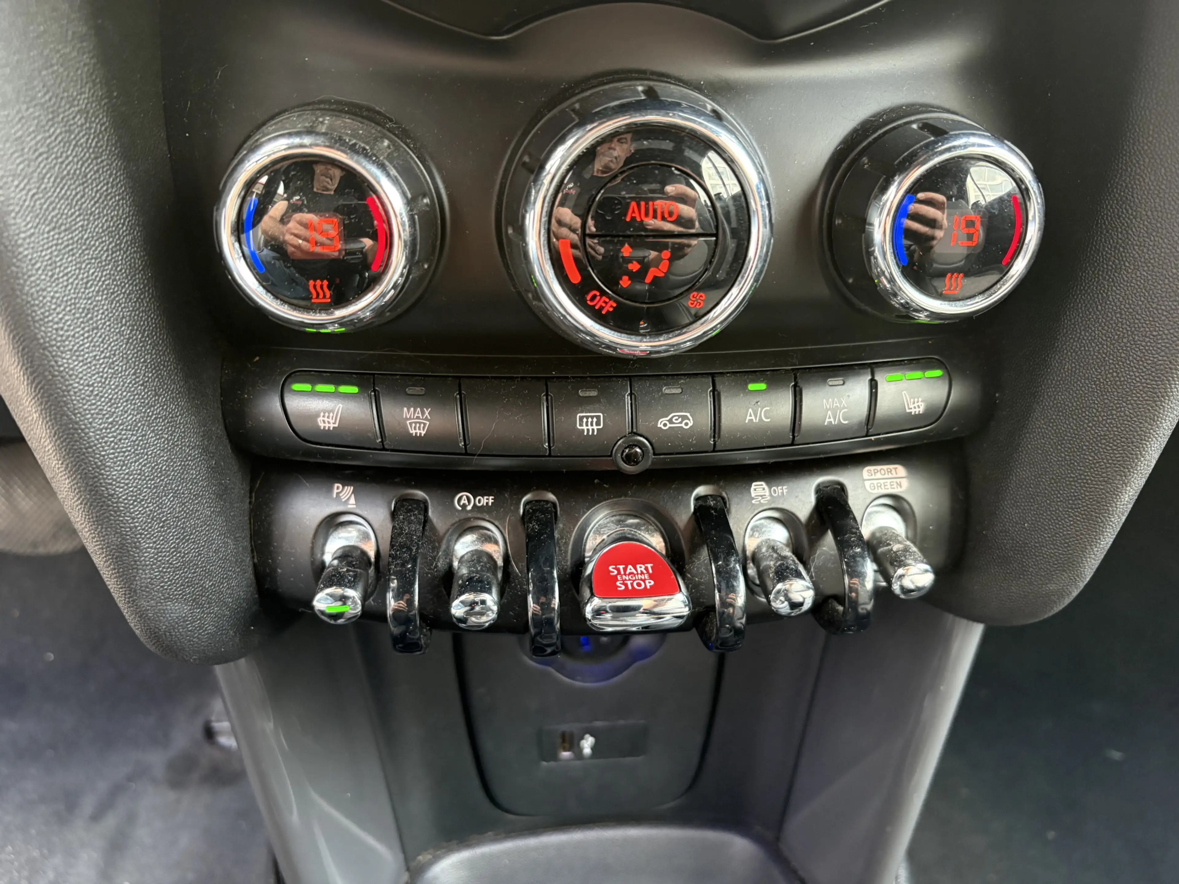 MINI Cooper Cabrio 1.5 Pepper — photo 13