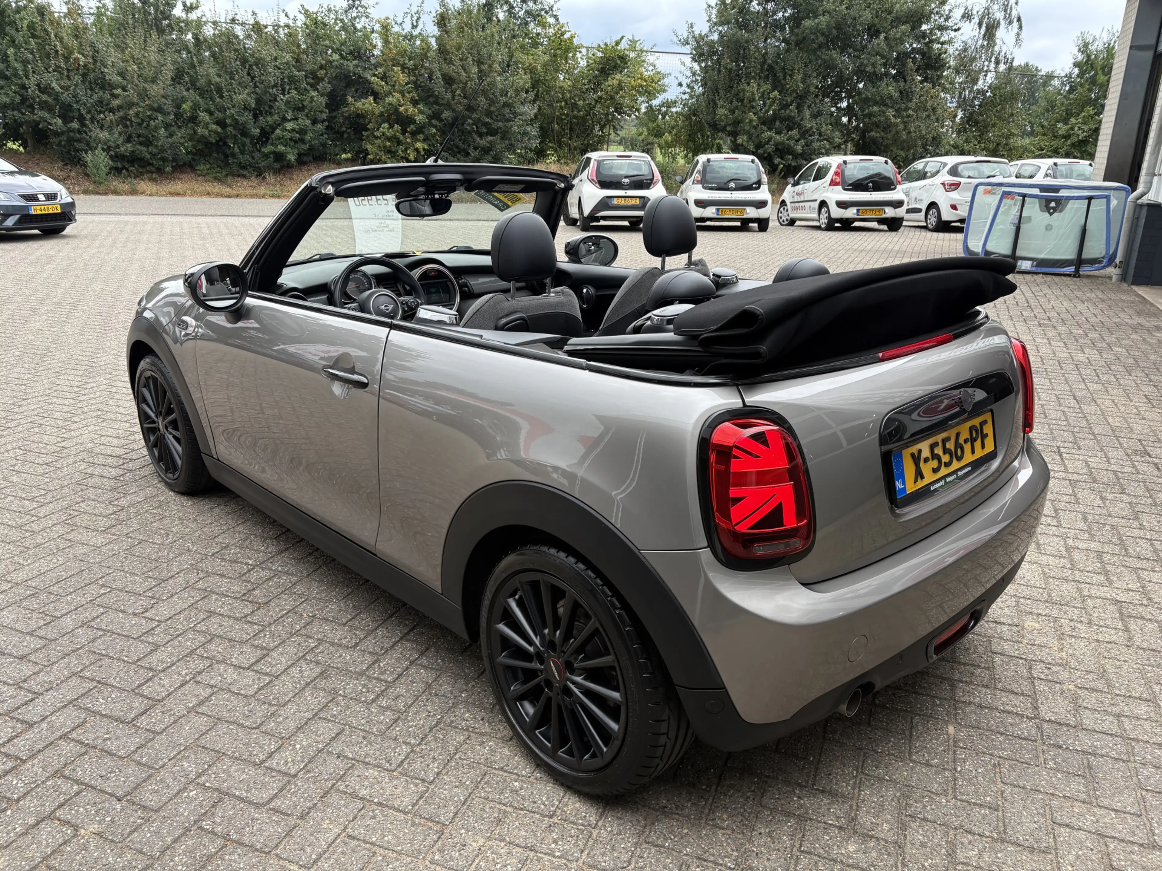 MINI Cooper Cabrio 1.5 Pepper — photo 5