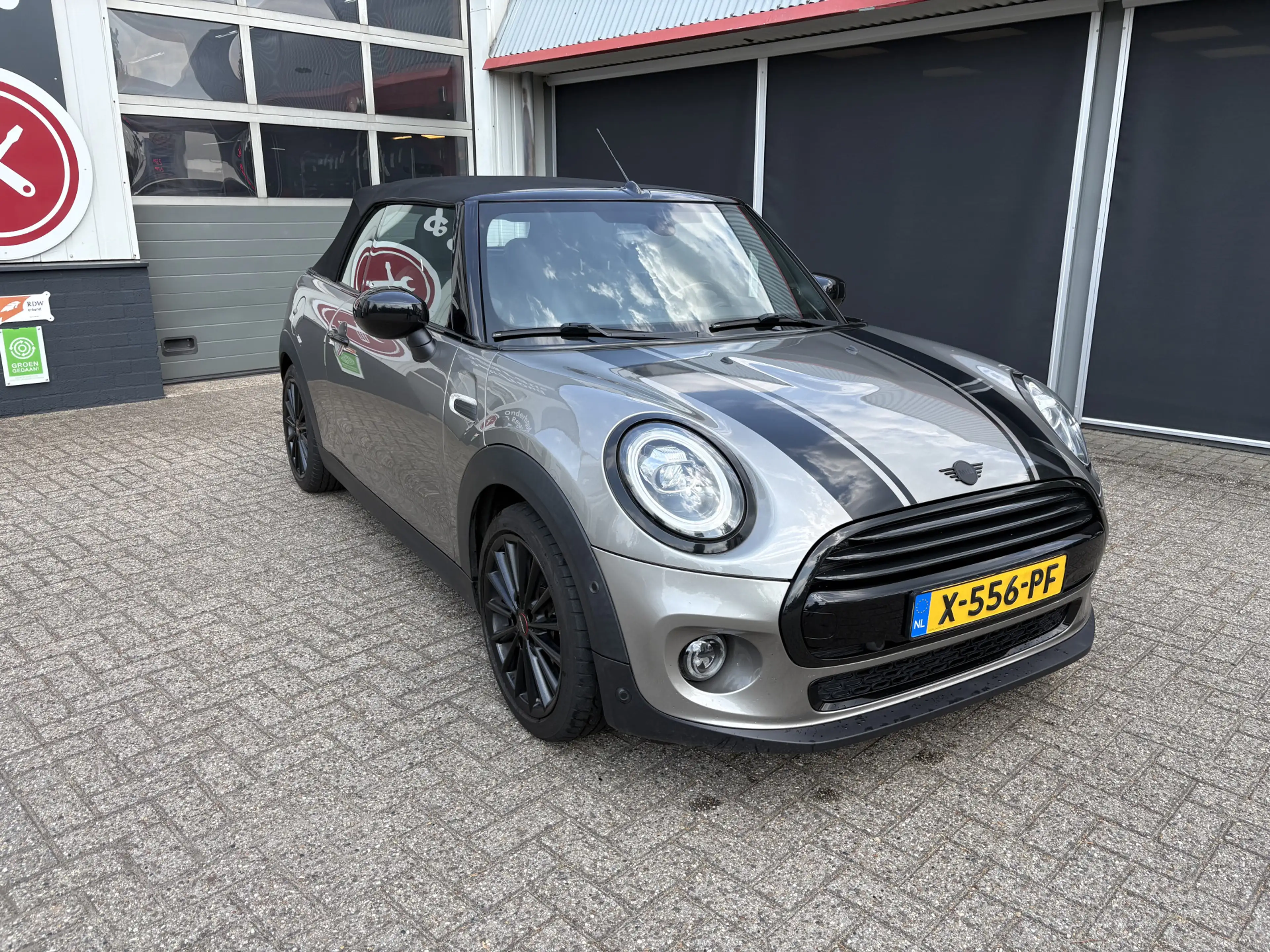 MINI Cooper Cabrio 1.5 Pepper — photo 2