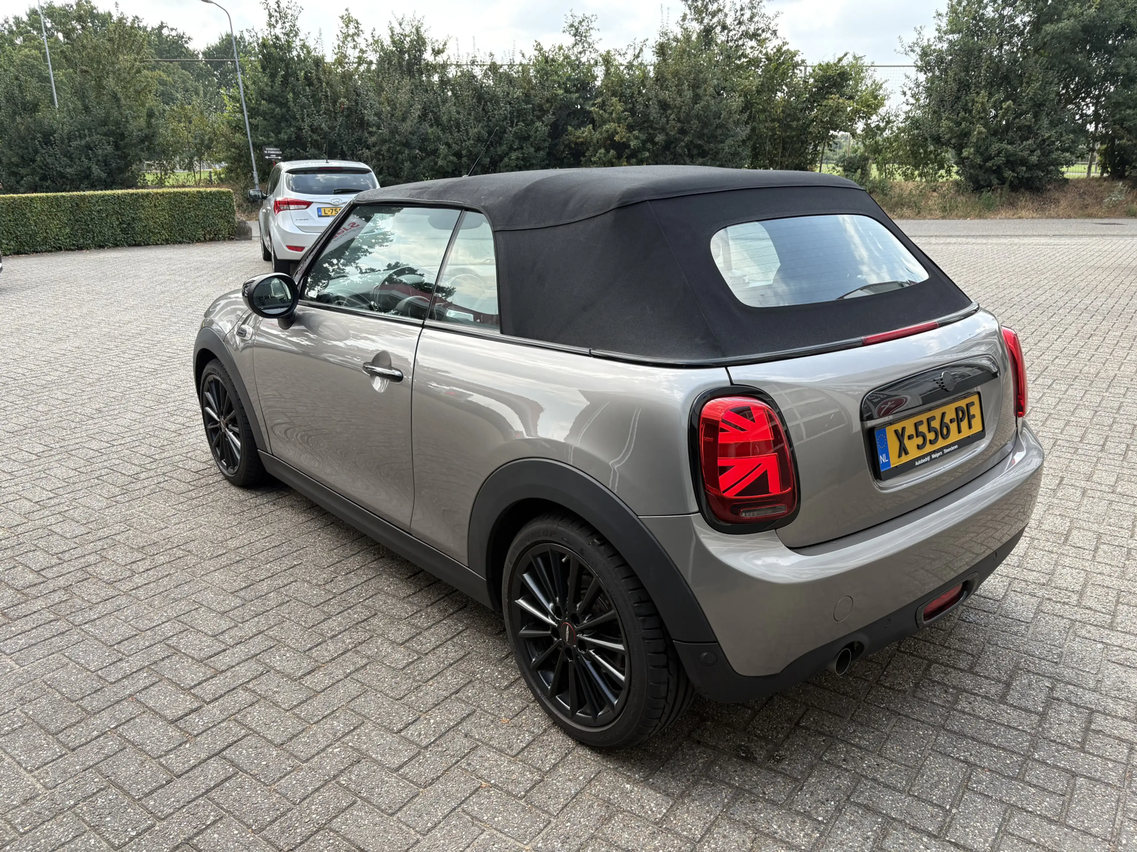 MINI Cooper Cabrio 1.5 Pepper — photo 9