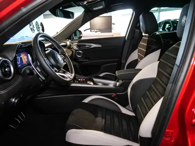 Alfa Romeo Tonale view 6