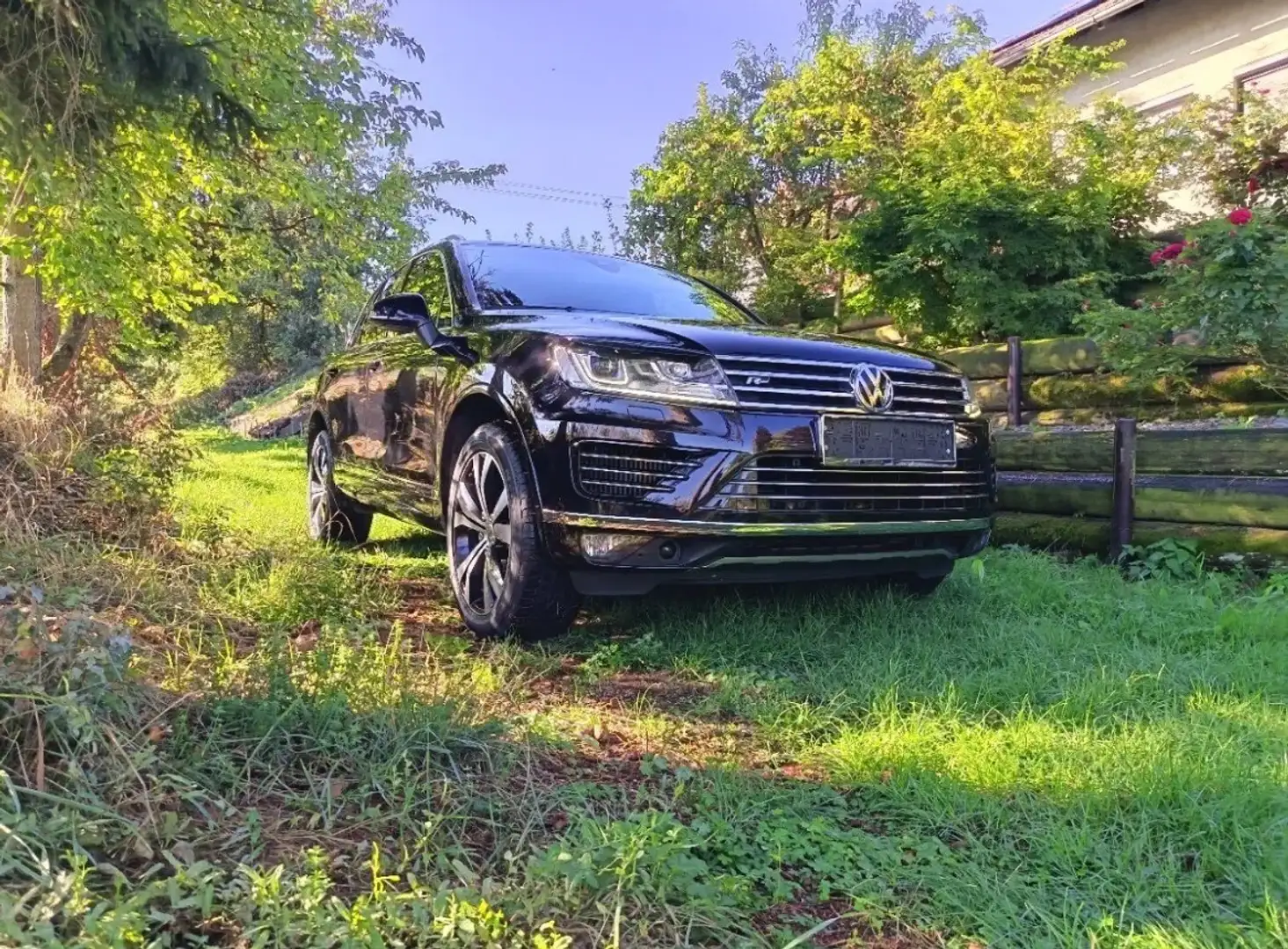 Volkswagen Touareg Sky 3,0 TDI V6 BMT 4Motion Aut. - 1