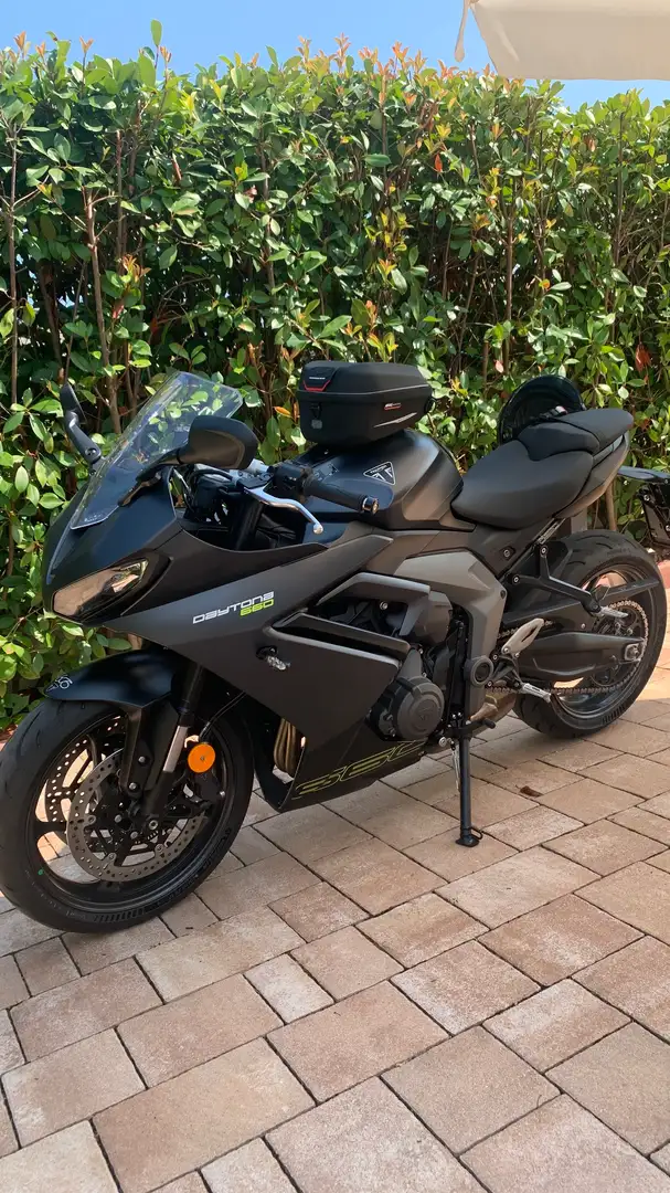 Triumph Daytona 600 abs Gri - 1