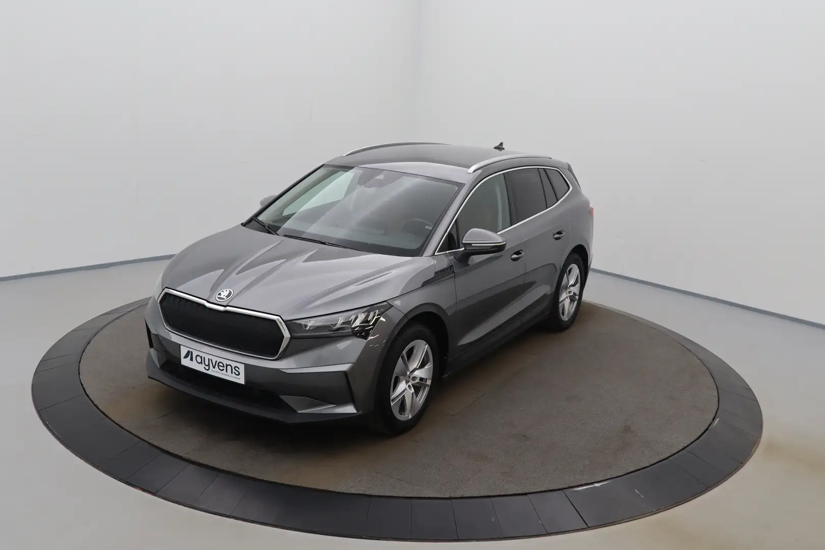 Skoda Enyaq IV 80 LEDER/CUIR LED GPS PDC CAM Keyless Verw. Zet Gris - 1