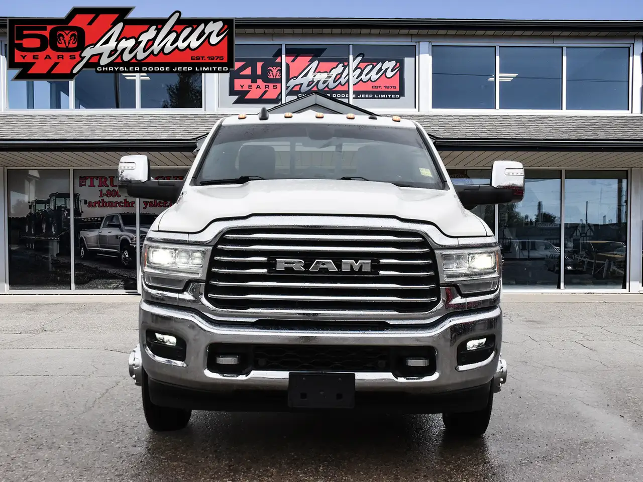 RAM 3500 снимка RAM 3500
