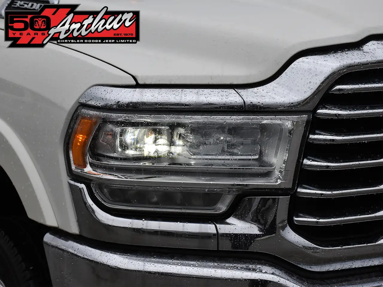 RAM 3500 снимка RAM 3500