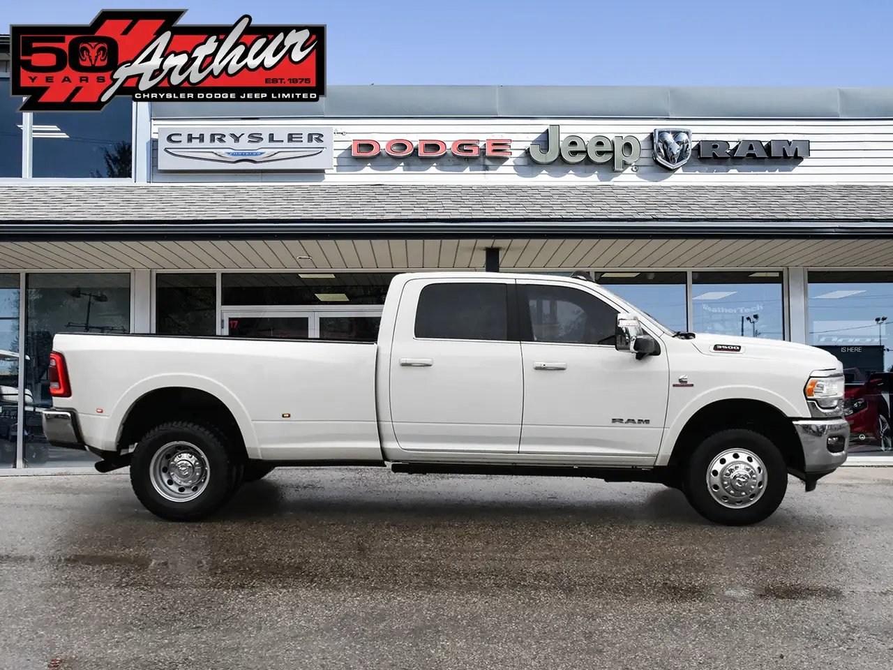 RAM 3500 снимка RAM 3500