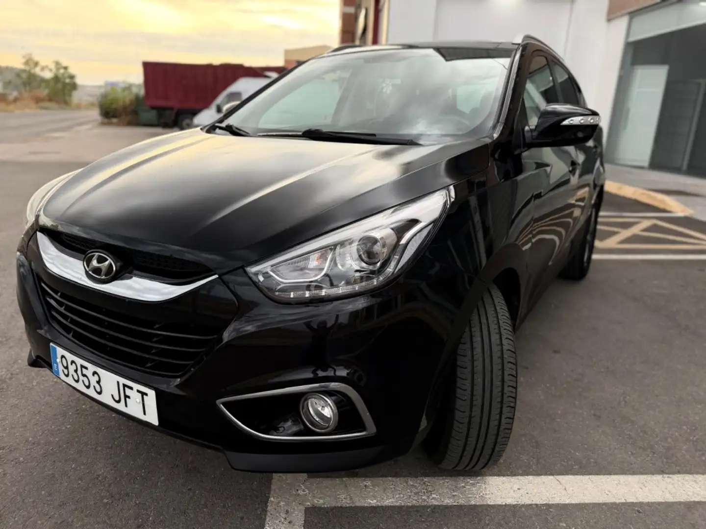 Hyundai iX35 2.0CRDI Kosmo 4x2 Negro - 2