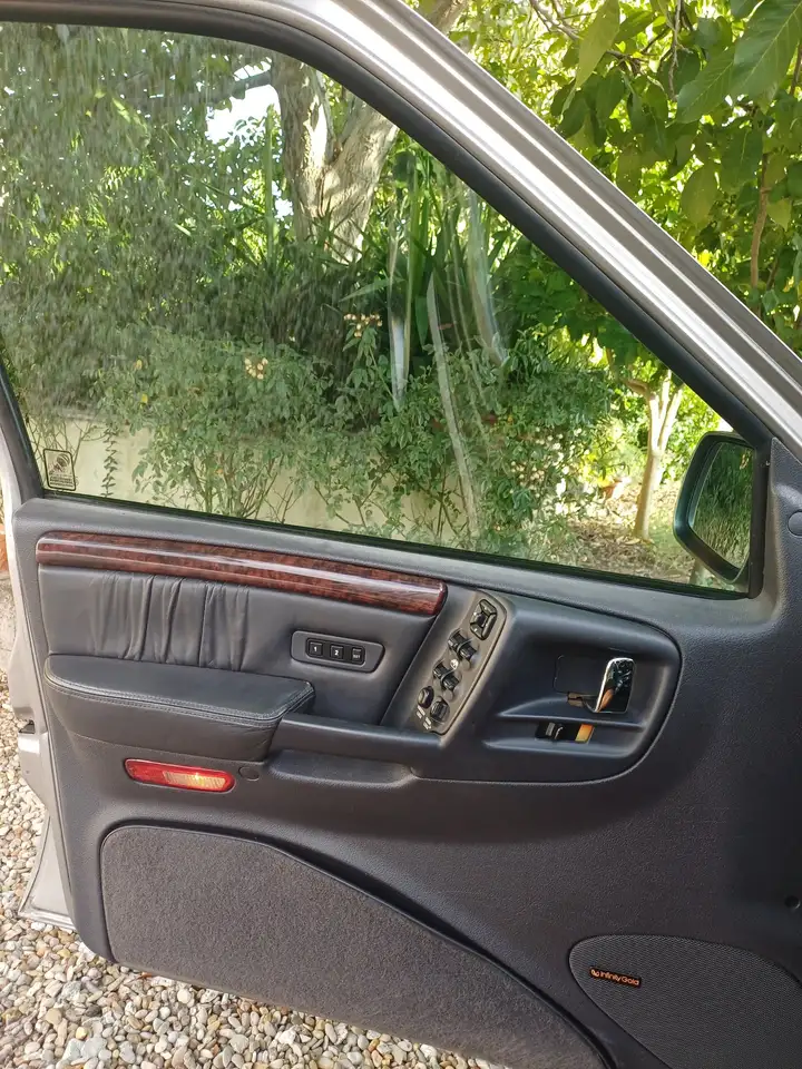 Jeep Grand Cherokee 5.9 Limited LX auto, foto 11