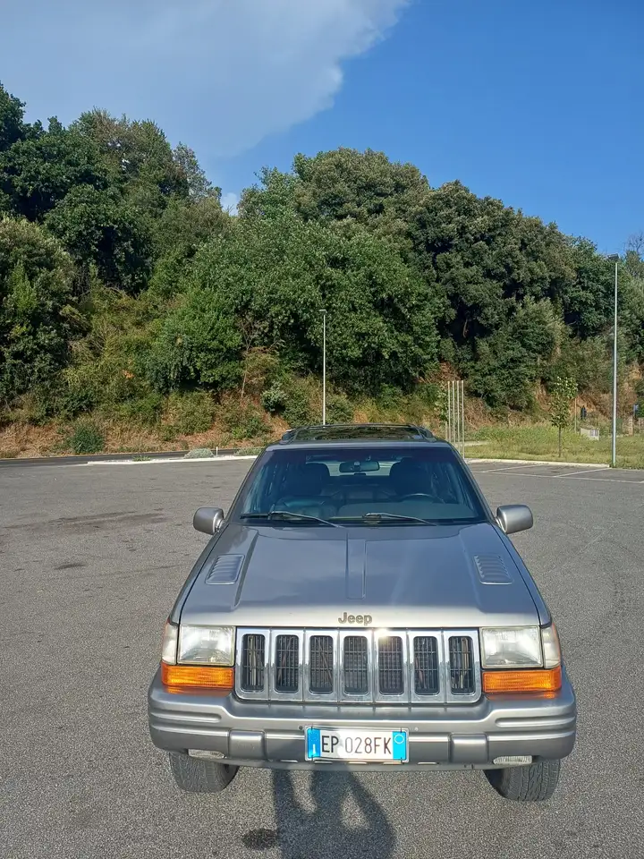 Jeep Grand Cherokee 5.9 Limited LX auto, foto 5