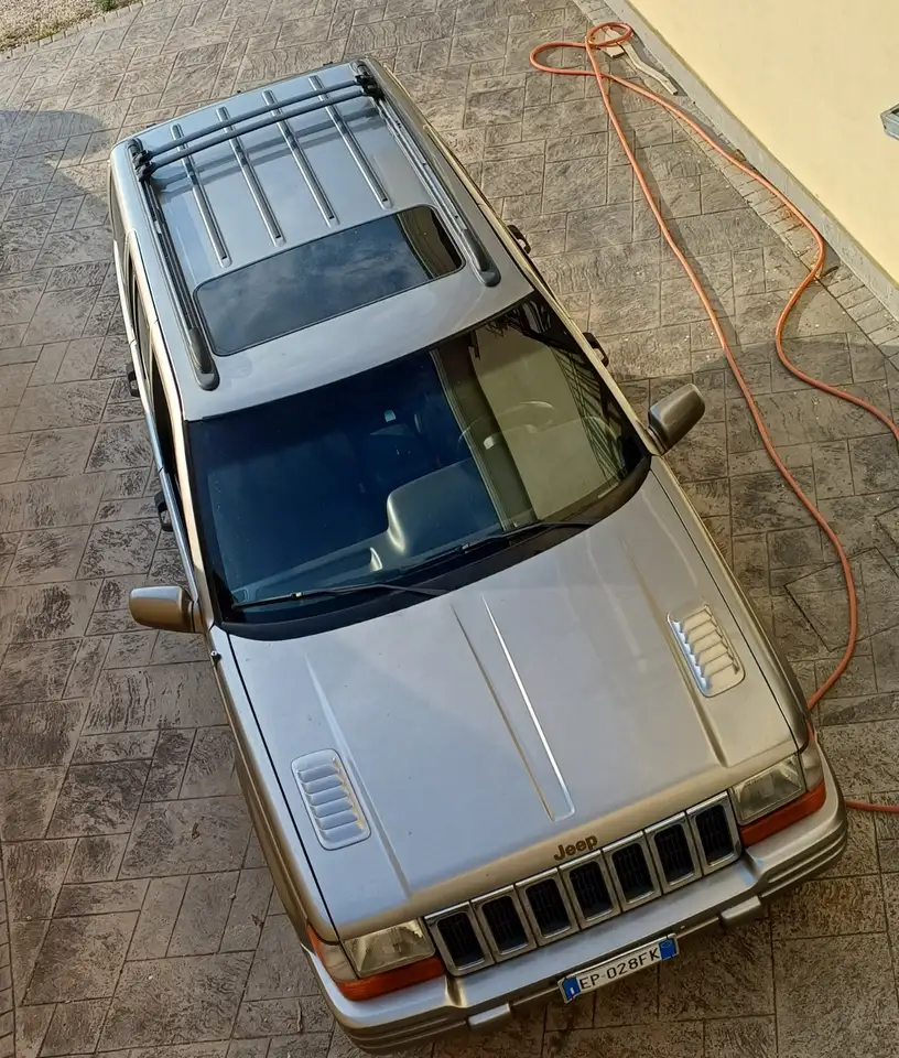 Jeep Grand Cherokee 5.9 Limited LX auto, foto 12