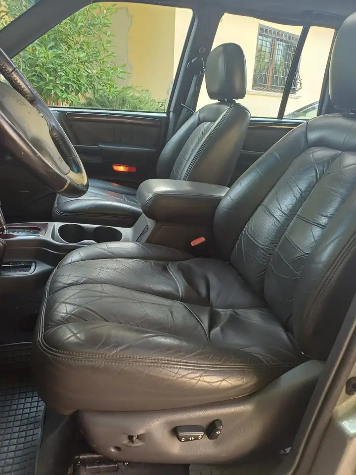 Jeep Grand Cherokee 5.9 Limited LX auto, foto 8