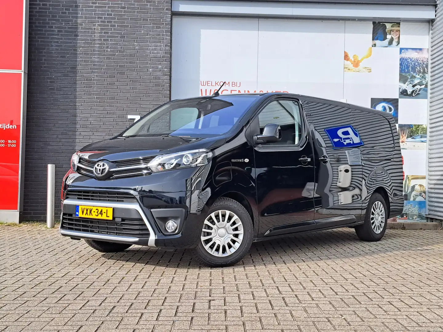 Toyota Proace Electric Worker Extra Range Prof DC 75 kWh Automaa Zwart - 1