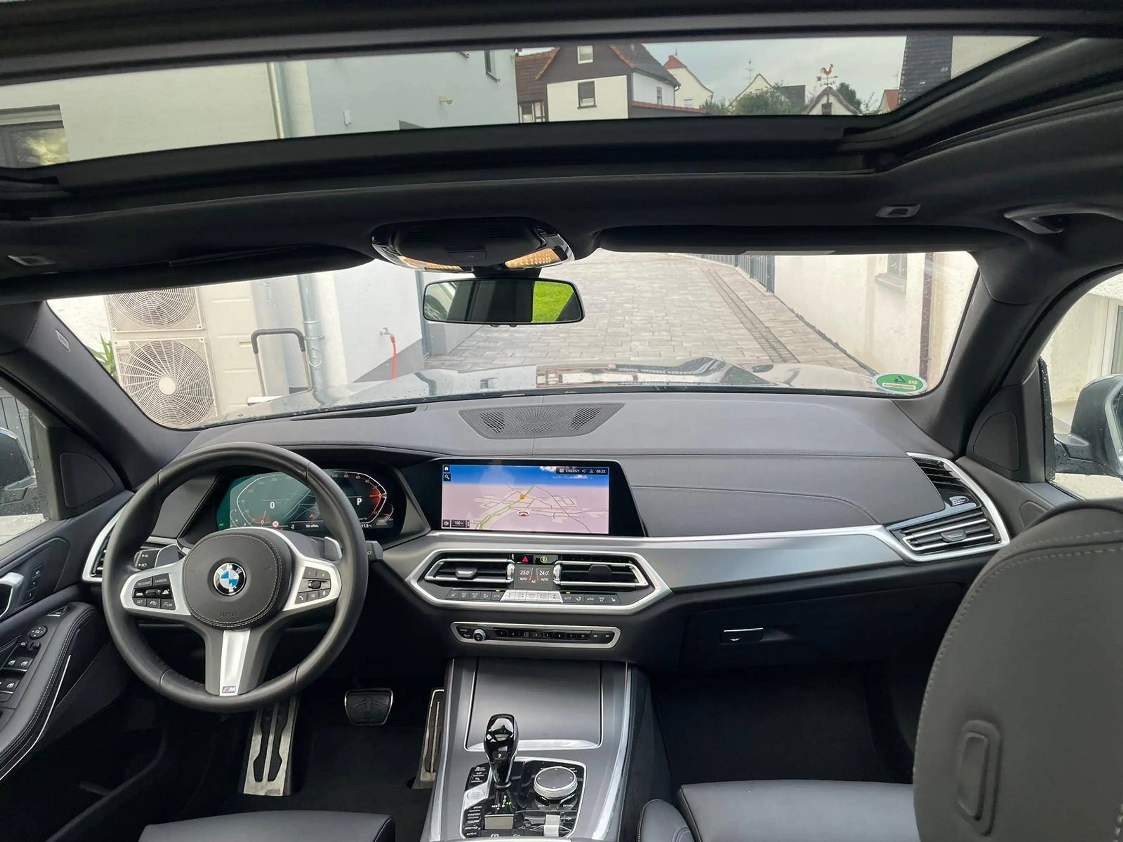 BMW X5 xDrive 30 d M Sport — photo 13
